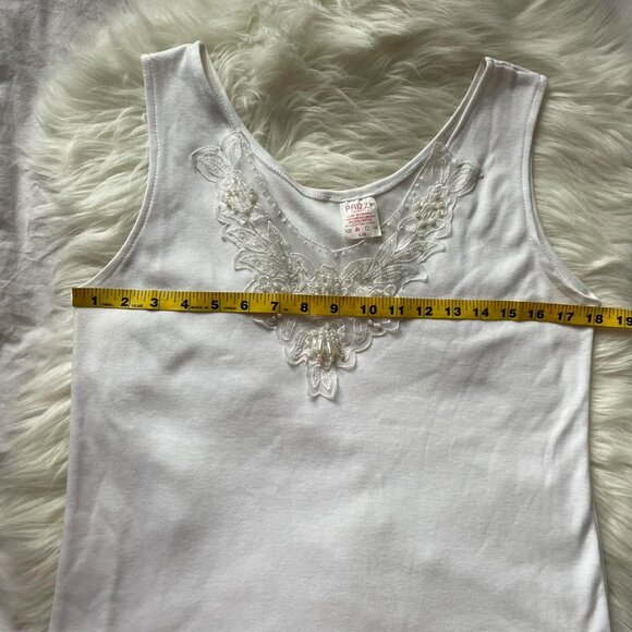 Vintage Embellished White Tank - Picture 6 of 7